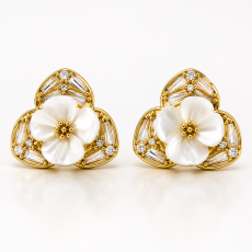 Elegant Pearl Flower Gold Embellished Brooch Set